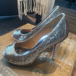 Badgley Mischka Silver Stiletto Heels. Size 8.